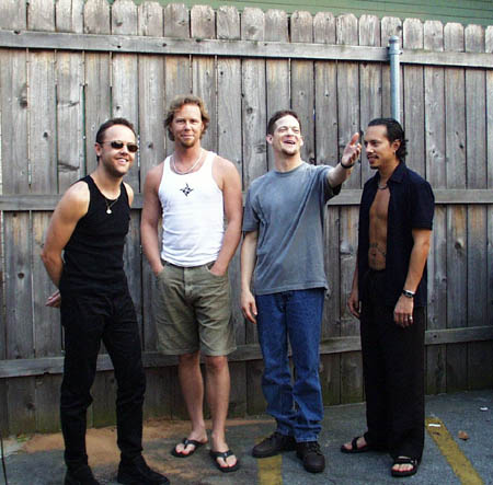 Photo load. Metallica 1997. Metallica 1996. Metallica 1996 load.